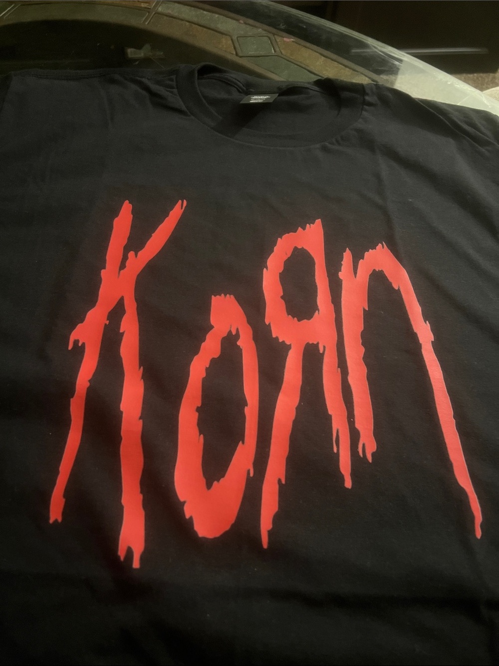 Korn Black Tee with Bold Red Drip Graphic - Picture 2 of 3